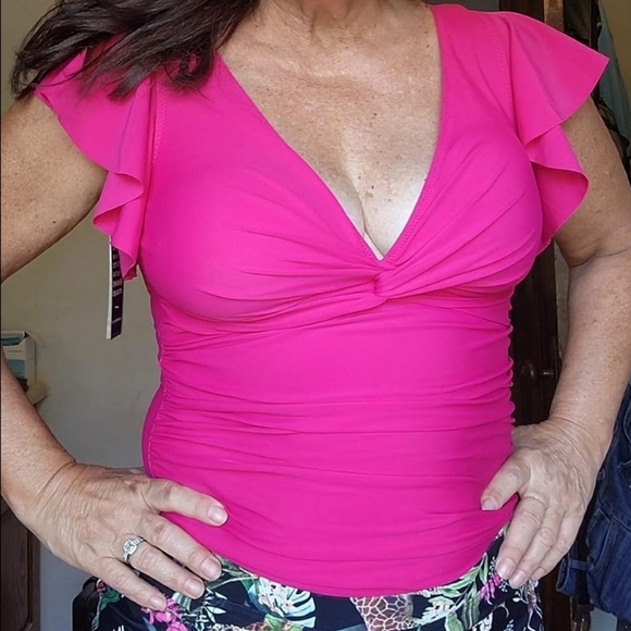 Blooming Jelly V Neck Tummy control one piece swimsuit HOT PINK - Picture 4 of 5